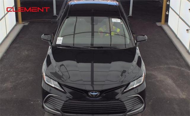 Photo of 2024 Midnight Black Metallic Toyota Camry