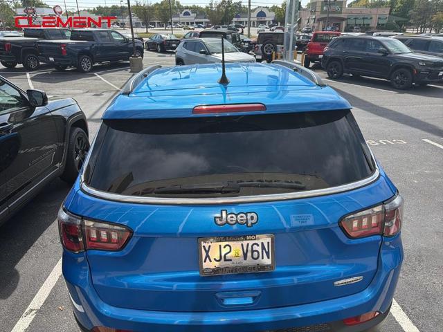 Photo of 2022 Laser Blue Jeep Compass
