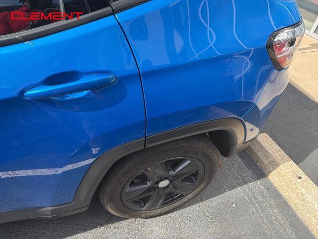 Photo of 2022 Laser Blue Jeep Compass