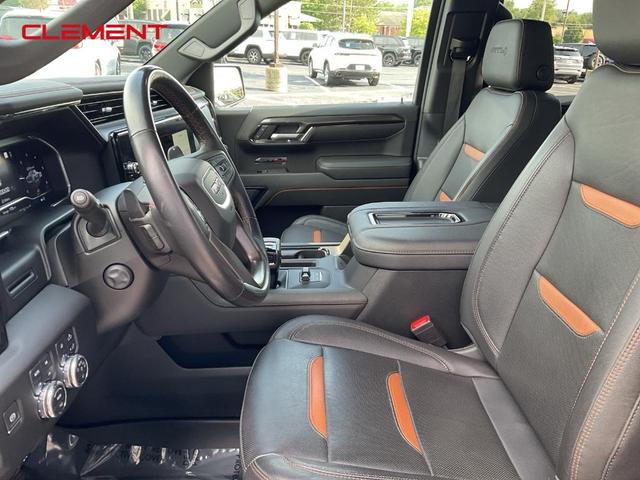 Photo of 2022 Onyx Black GMC Sierra 1500