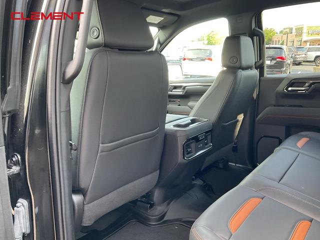 Photo of 2022 Onyx Black GMC Sierra 1500
