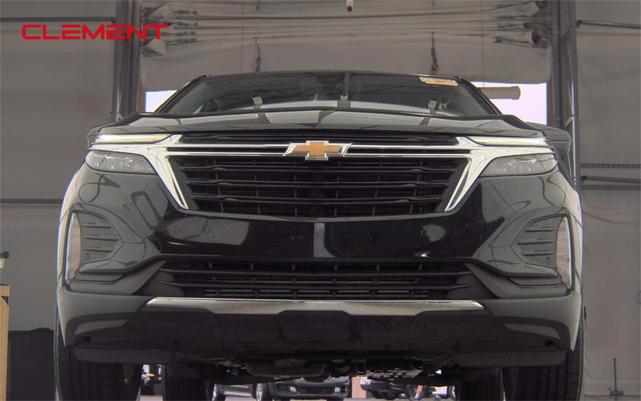 Photo of 2023 Mosaic Black Metallic Chevrolet Equinox