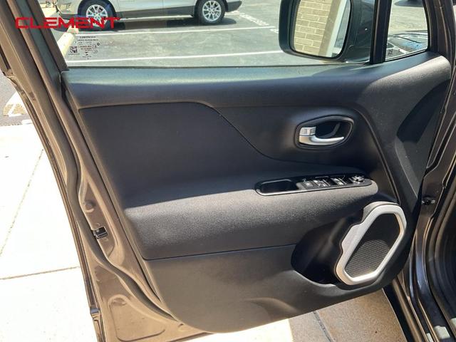 Photo of 2020 Granite Crystal Clearcoat Metallic Jeep Renegade