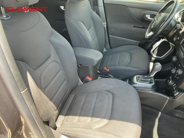 Photo of 2020 Granite Crystal Clearcoat Metallic Jeep Renegade