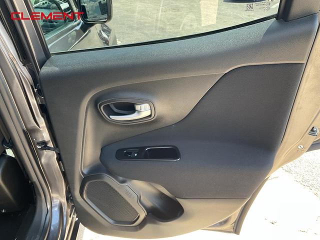 Photo of 2020 Granite Crystal Clearcoat Metallic Jeep Renegade