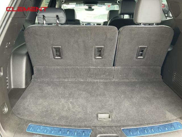 Photo of 2024 Summit White Buick Enclave