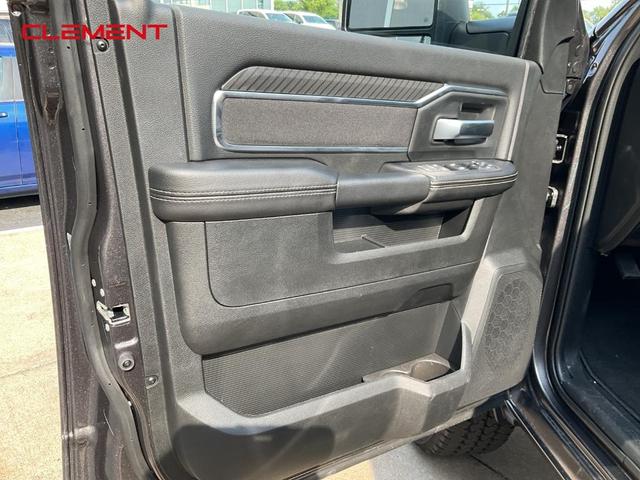 Photo of 2025 Granite Crystal Clearcoat Metallic RAM 2500