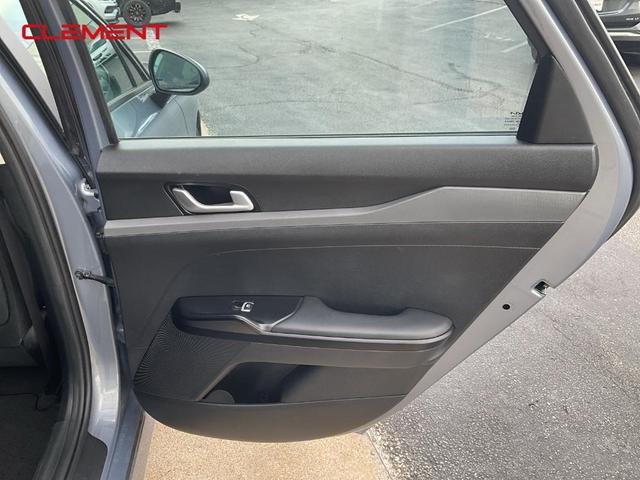 Photo of 2023 Everlasting Silver Kia K5
