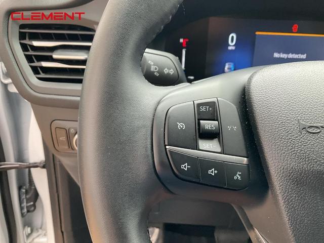 Photo of 2024 Oxford White Ford Escape