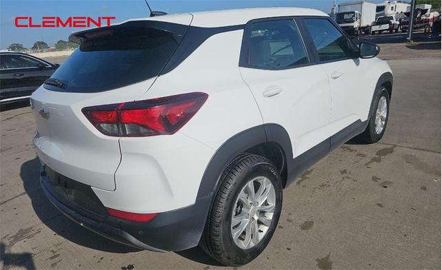 Photo of 2022 Summit White Chevrolet Trailblazer