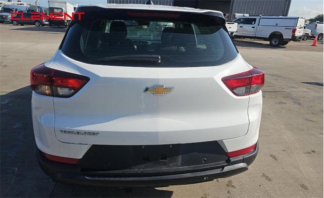 Photo of 2022 Summit White Chevrolet Trailblazer