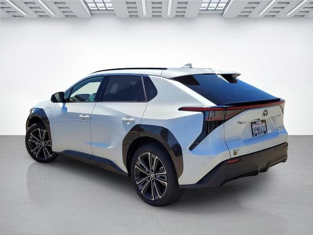 Photo of 2024 Wind Chill Pearl Toyota bZ4X