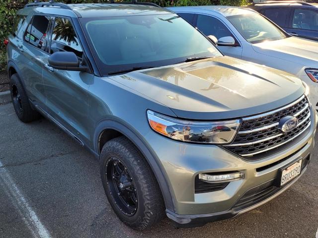 2020 Ford Explorer