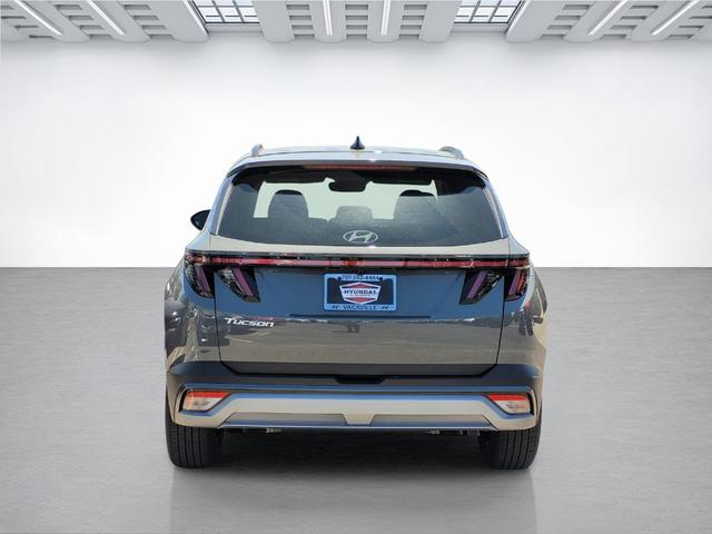 Photo of 2025 Hampton Gray Hyundai TUCSON