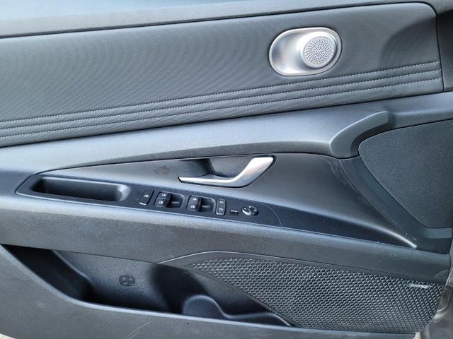 Photo of 2021 Metal Hyundai ELANTRA