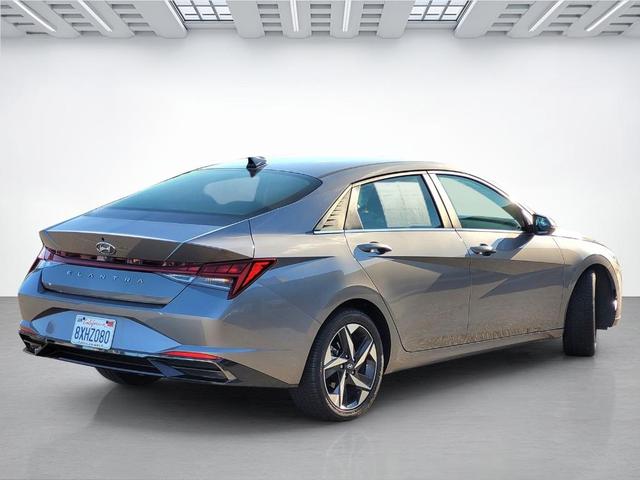 Photo of 2021 Metal Hyundai ELANTRA