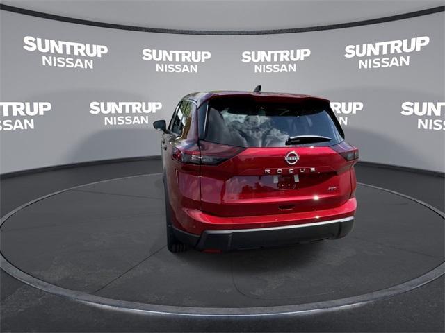 Photo of 2025 Scarlet Ember Nissan Rogue
