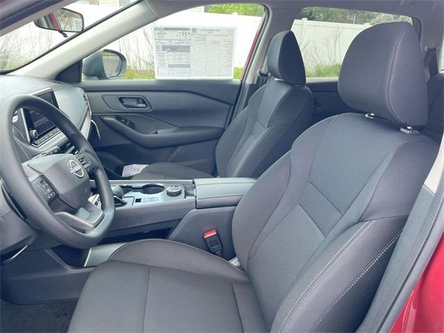 Photo of 2025 Scarlet Ember Nissan Rogue