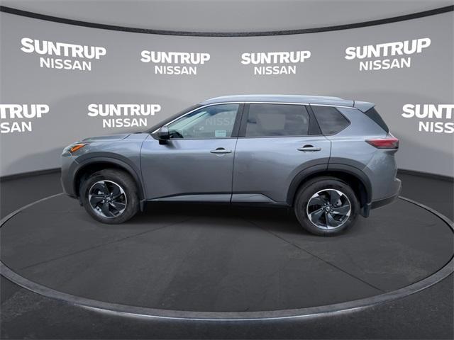 Photo of 2024 Gun Metallic Nissan Rogue