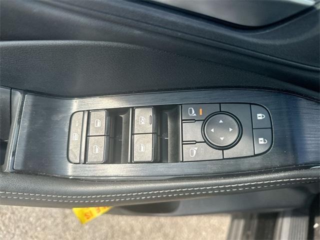 Photo of 2023 Black Nissan Rogue