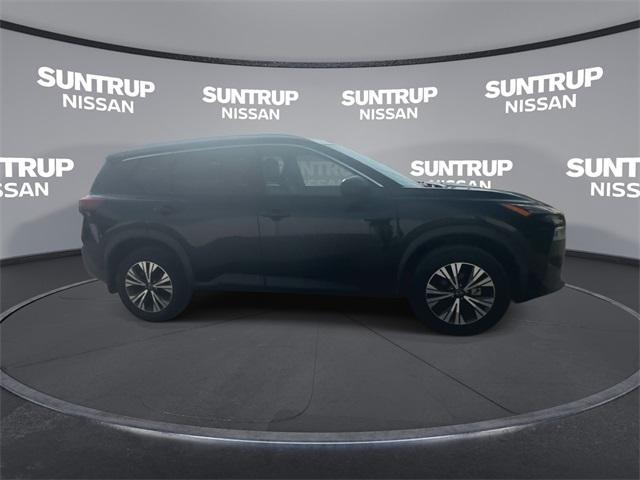 Photo of 2023 Black Nissan Rogue