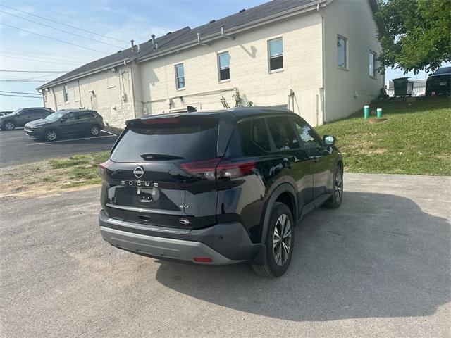 Photo of 2023 Black Nissan Rogue