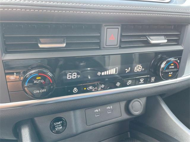 Photo of 2024 Gun Metallic Nissan Rogue