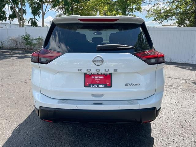 Photo of 2024 Gun Metallic Nissan Rogue