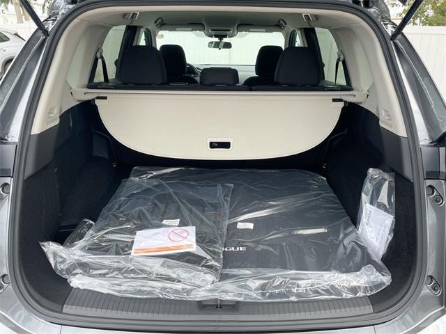 Photo of 2026 Gun Metallic Nissan Rogue