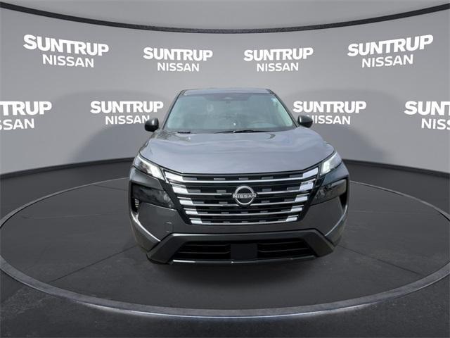 Photo of 2026 Gun Metallic Nissan Rogue