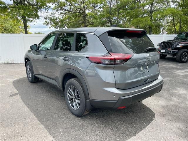 Photo of 2026 Gun Metallic Nissan Rogue