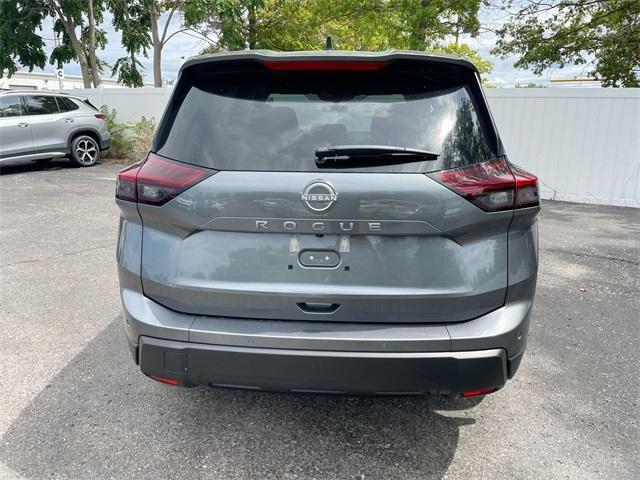 Photo of 2026 Gun Metallic Nissan Rogue