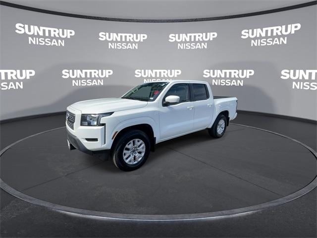 Photo of 2022 Glacier White Nissan Frontier