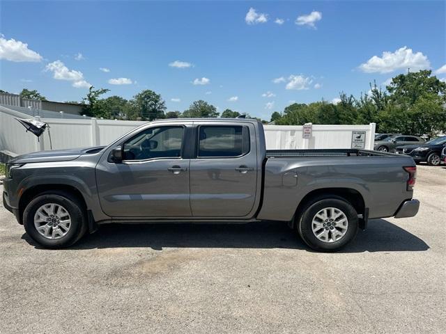 Photo of 2024 Gun Metallic Nissan Frontier