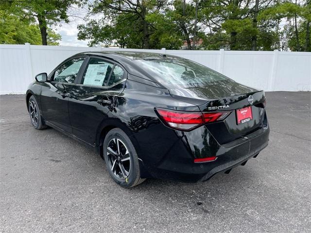 Photo of 2025 Black Nissan Sentra