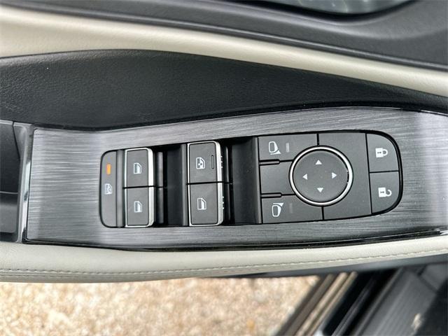 Photo of 2025 Black Nissan Rogue