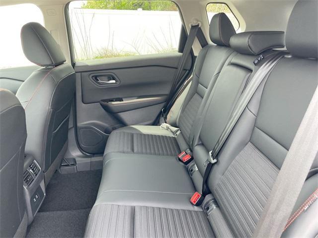 Photo of 2025 Boulder Gray Metallic Nissan Rogue