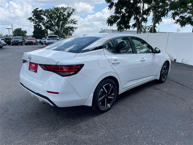 Photo of 2025 Cloud White Nissan Sentra
