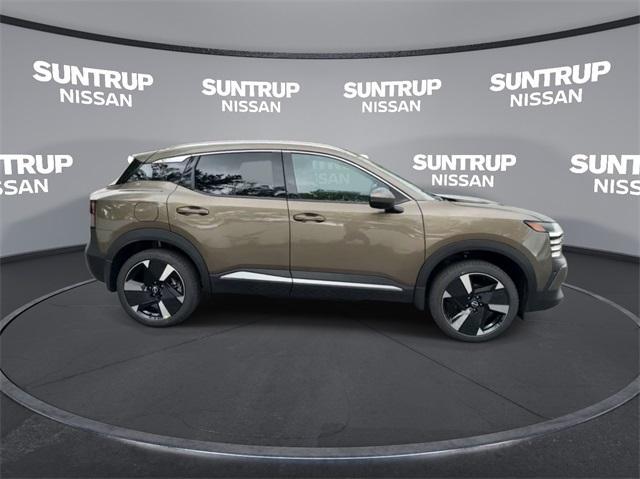 Photo of 2025 Canyon Bronze M Nissan Kicks