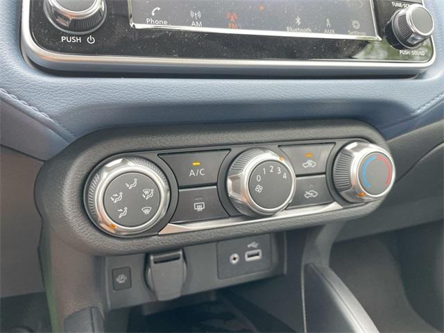 Photo of 2025 Scarlet Ember Nissan Versa