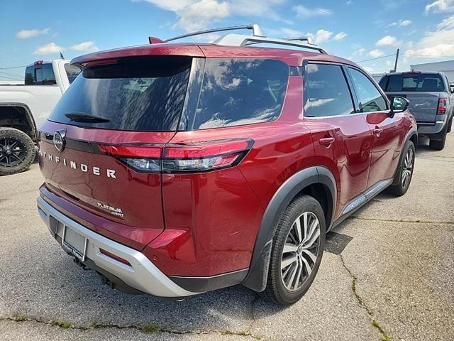 Photo of 2022 Scarlet Ember Tintcoat Nissan Pathfinder