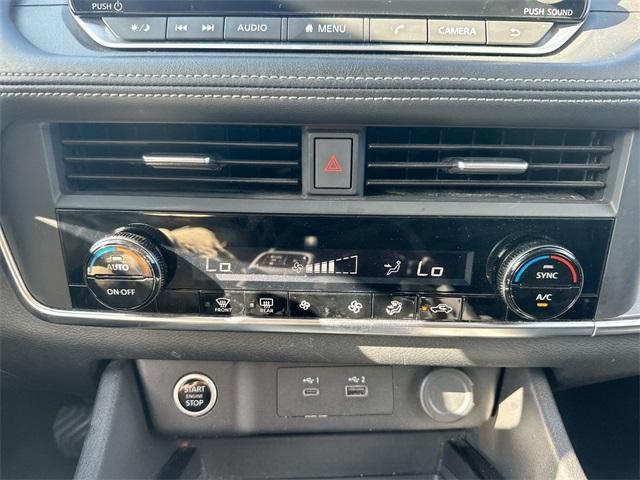 Photo of 2023 Gun Metallic Nissan Rogue