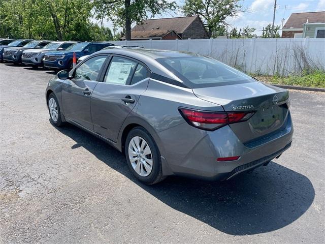 Photo of 2025 Gun Metallic Nissan Sentra