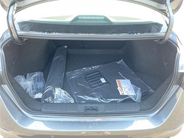 Photo of 2025 Gun Metallic Nissan Sentra