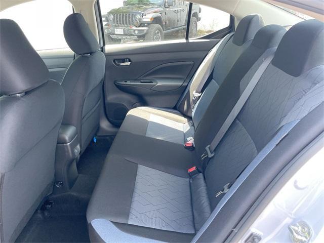 Photo of 2025 Gray Sky Pearl Nissan Versa
