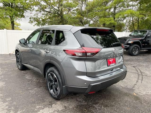 Photo of 2024 Gun Metallic Nissan Rogue