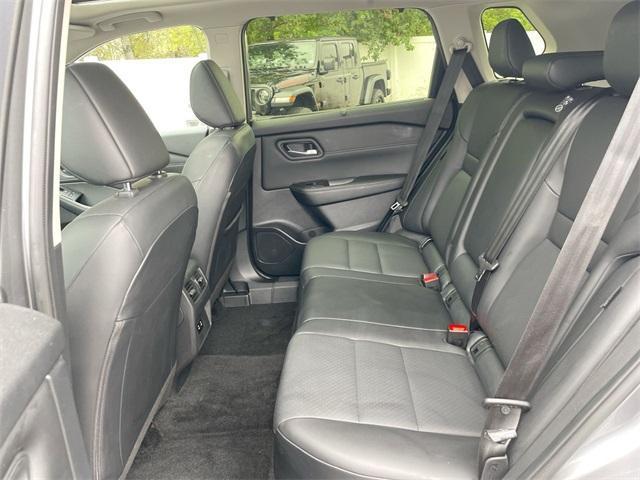 Photo of 2024 Gun Metallic Nissan Rogue