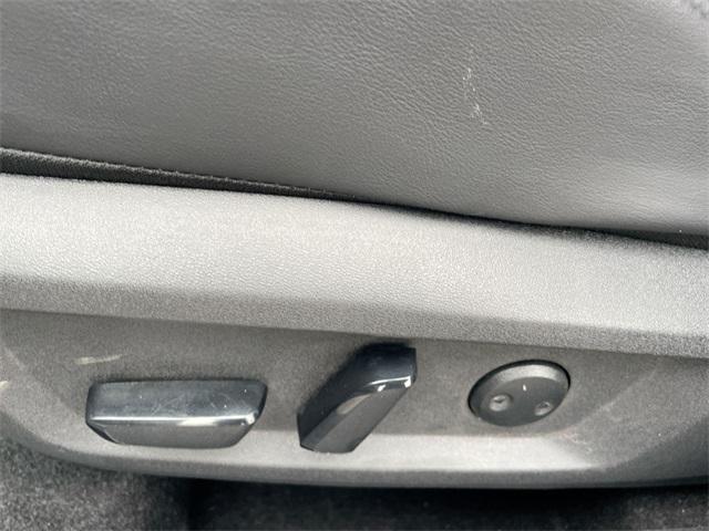 Photo of 2024 Gun Metallic Nissan Rogue