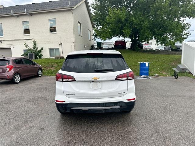 Photo of 2024 Summit White Chevrolet Equinox