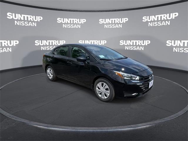 Photo of 2025 Black Nissan Versa